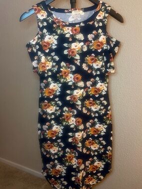 Heart & Hips Floral Sleeveless Dress